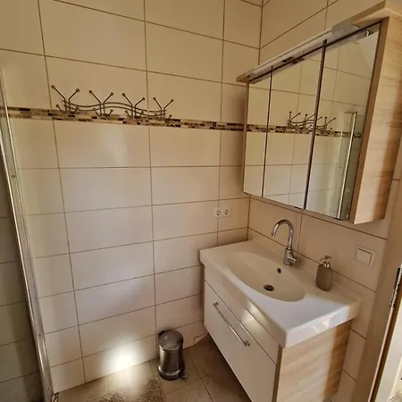 Schlossblick Apartman Loosdorf (Mistelbach)